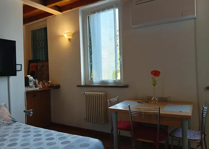 فندق مبيت وإفطار Del Bosco E Del Elimar 3*
